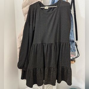 Black and gold long sleeve dress